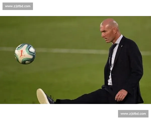 罗马战神梅开二度！穆帅弟子证明自己，蓝鹰军团重塑辉煌！